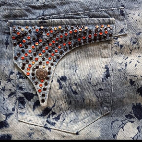 Robin's Jean Men's Acid Washed Large Flap Back Pocket Denim Jeans - Picture 10 of 10